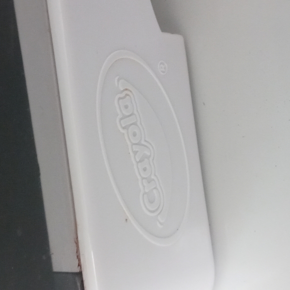 Crayola Ultimate Light Board With 2 Markers - Picture 5 of 14